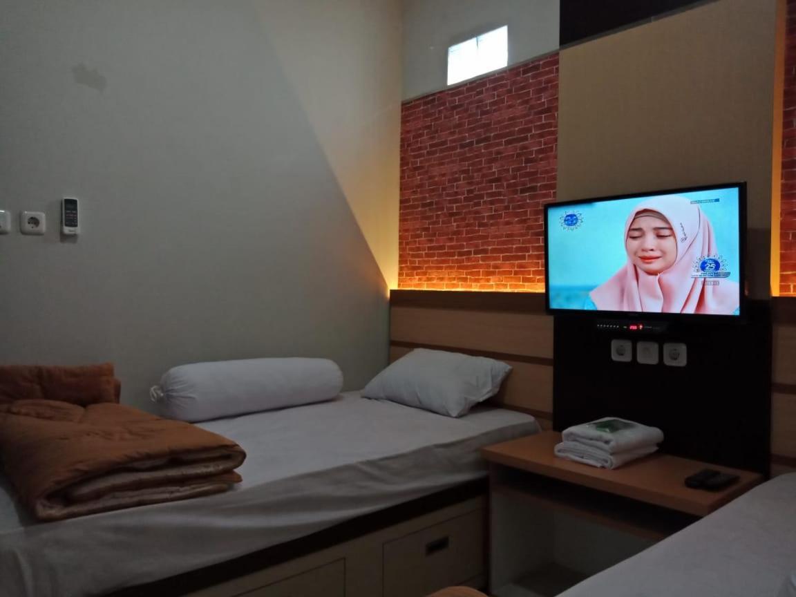 Amaya Guest House Syariah Alastuwo Esterno foto