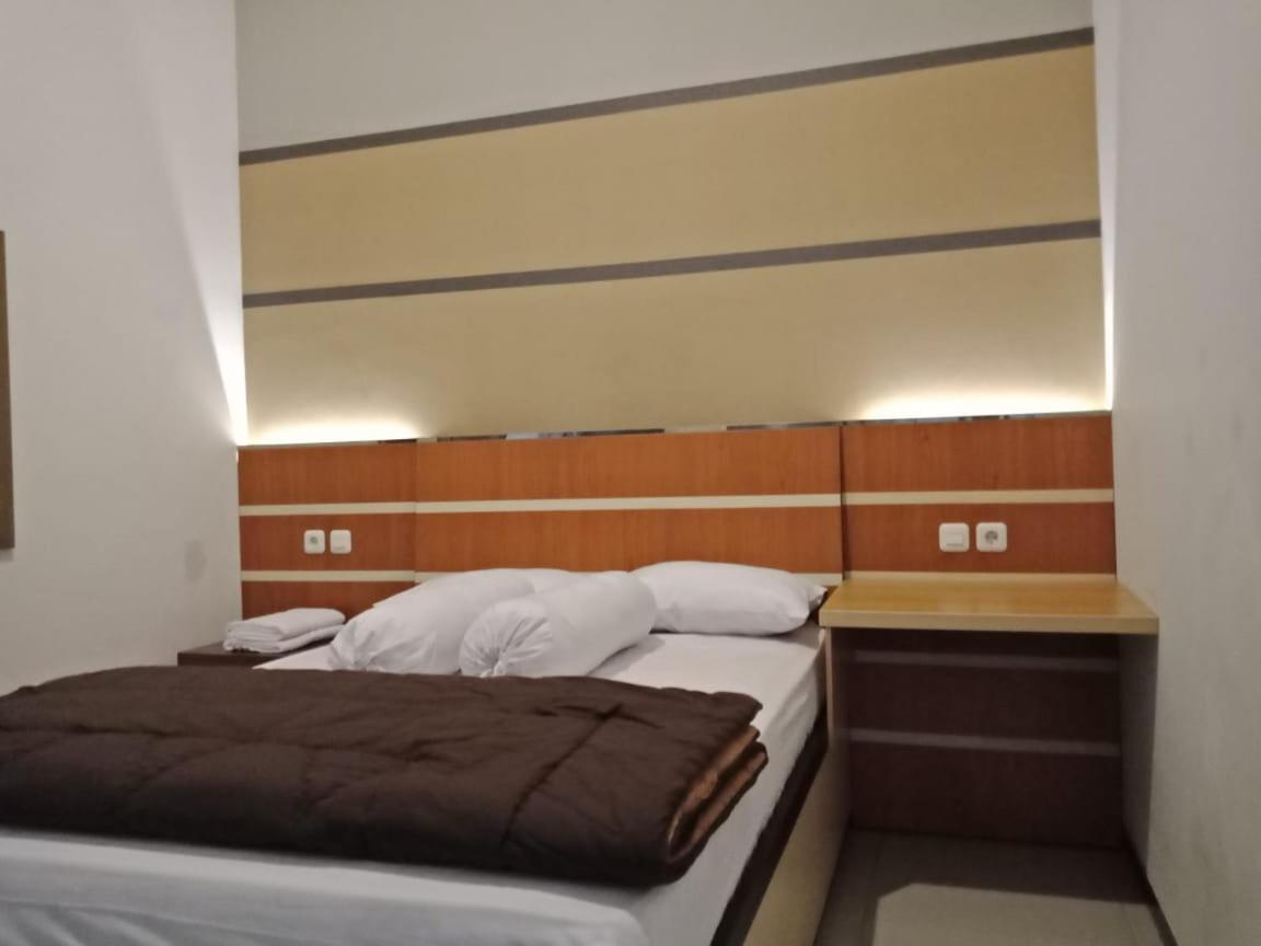 Amaya Guest House Syariah Alastuwo Esterno foto