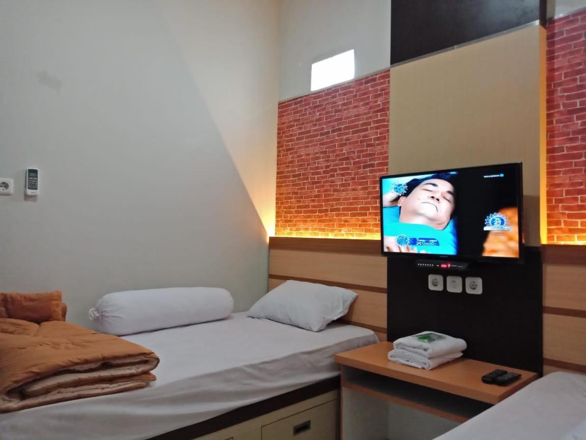Amaya Guest House Syariah Alastuwo Esterno foto